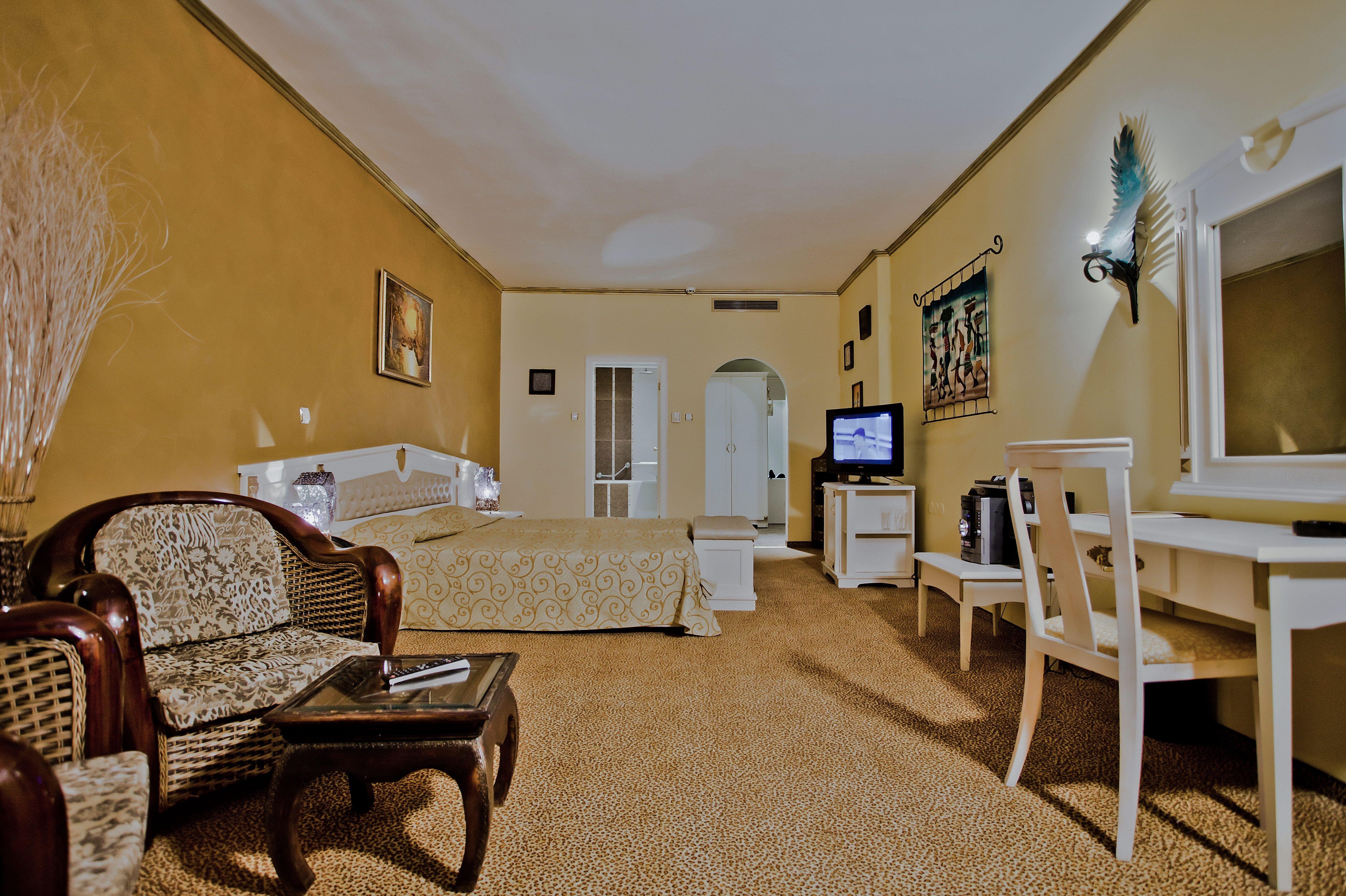 Imperial Palace Hotel ซันนีบีช ภายนอก รูปภาพ A room at the hotel
