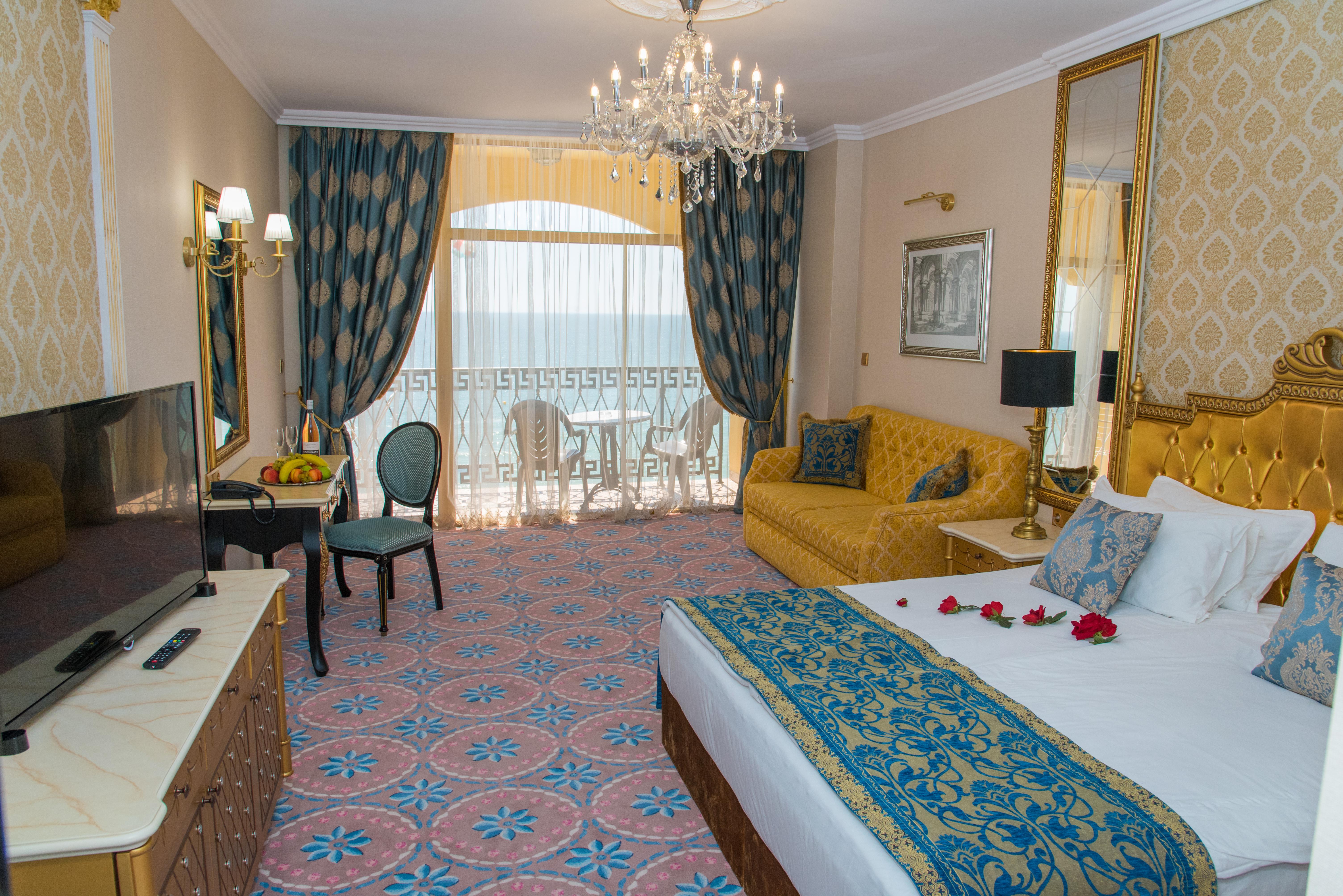 Imperial Palace Hotel ซันนีบีช ภายนอก รูปภาพ A room at the hotel