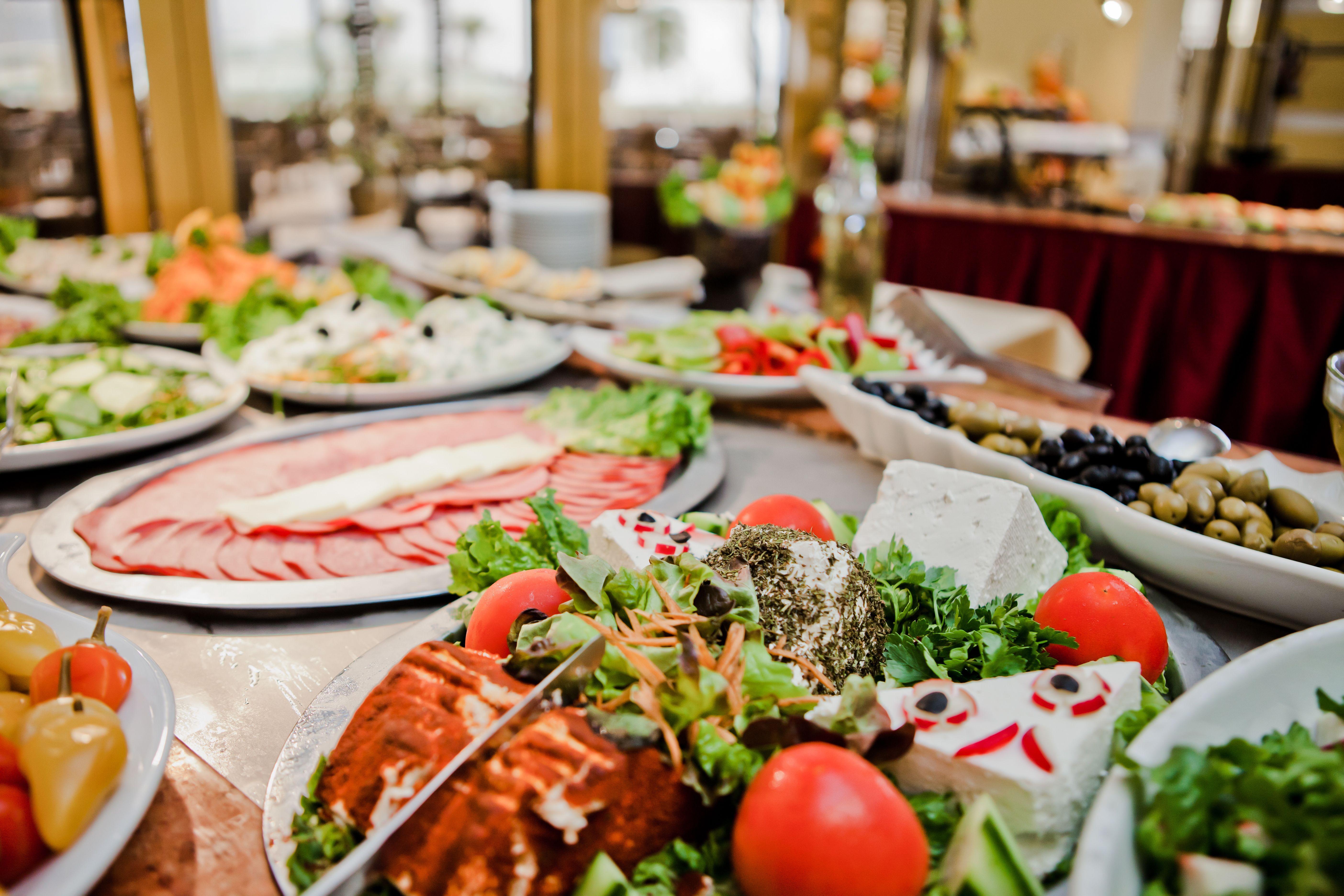 Imperial Palace Hotel ซันนีบีช ภายนอก รูปภาพ A buffet