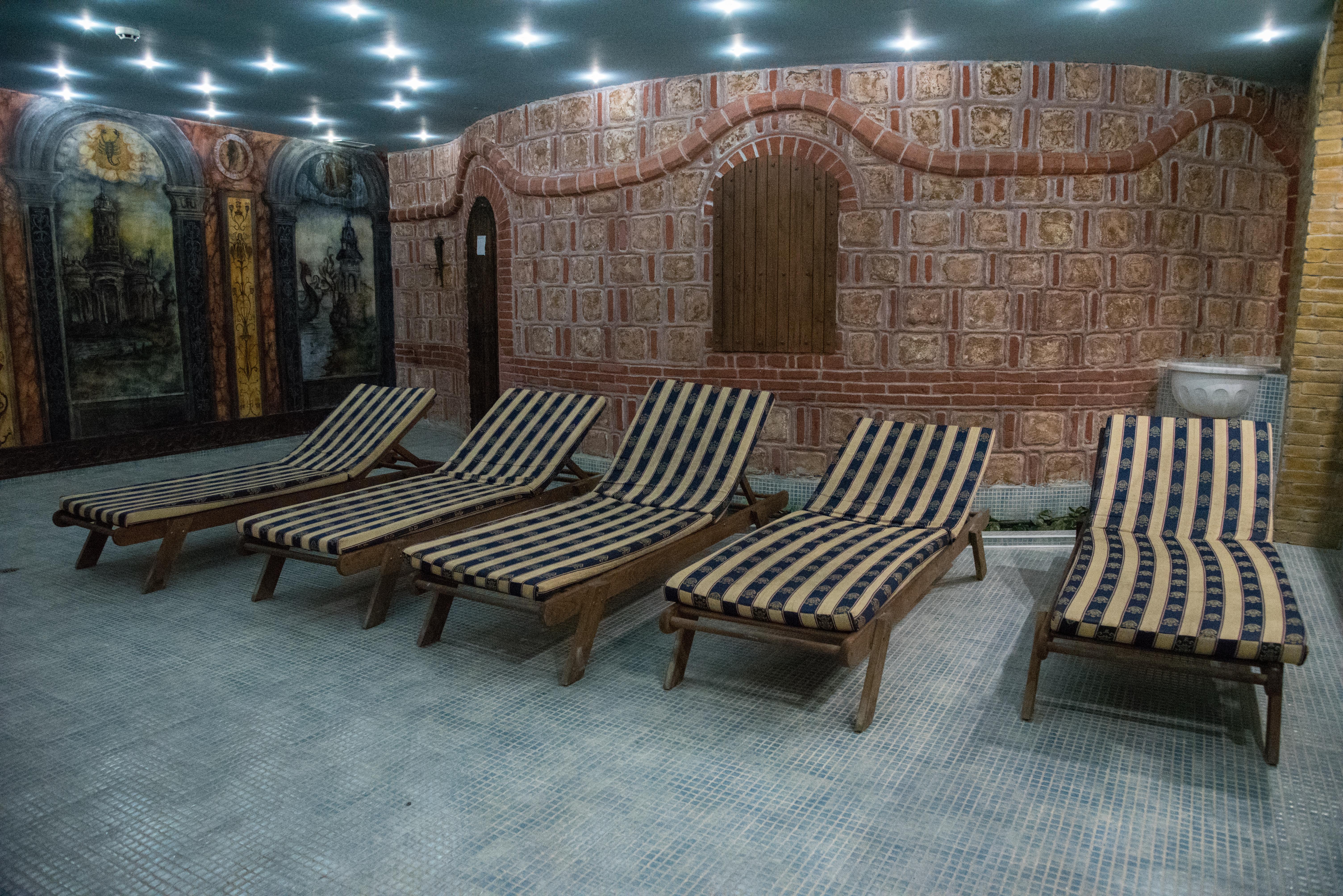 Imperial Palace Hotel ซันนีบีช ภายนอก รูปภาพ The interior of the spa
